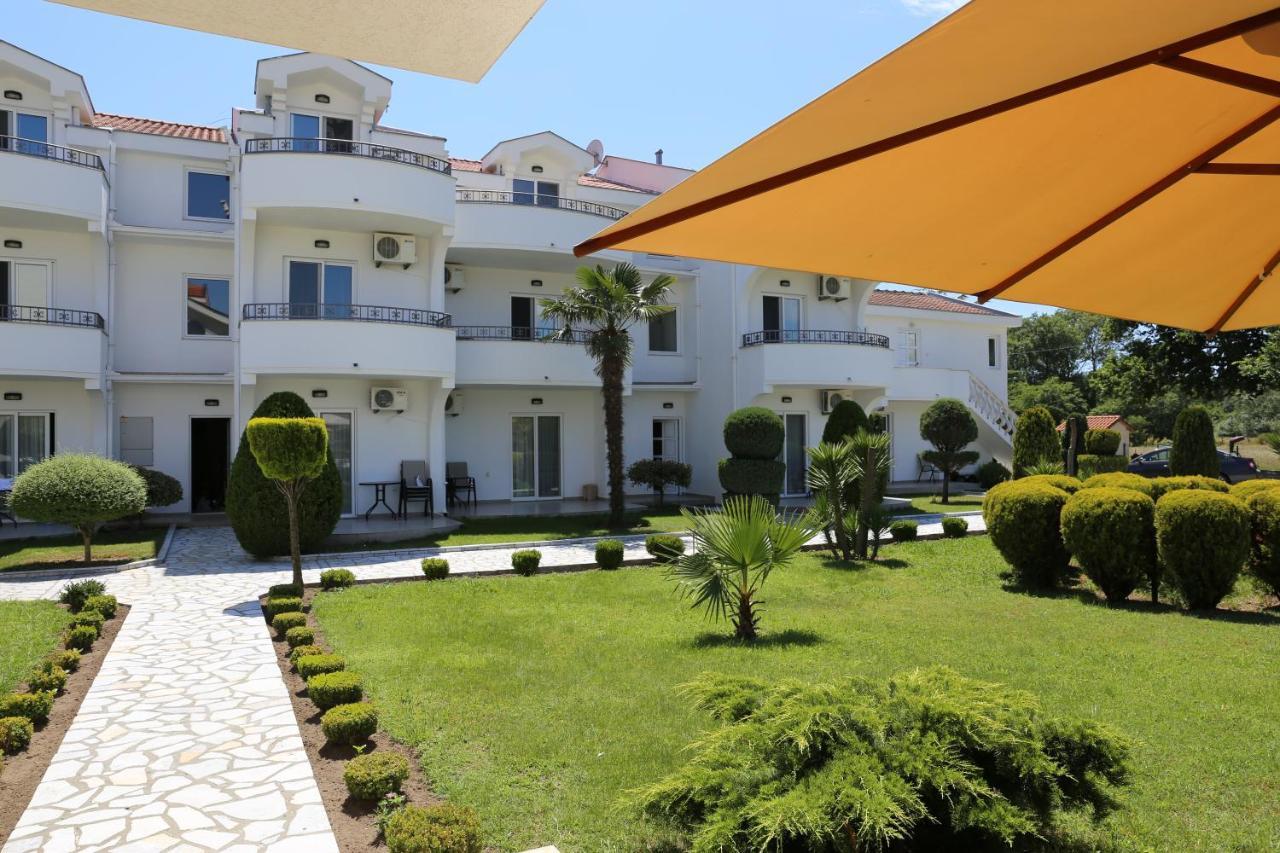 Hotel Comfort Ulcinj Exterior photo