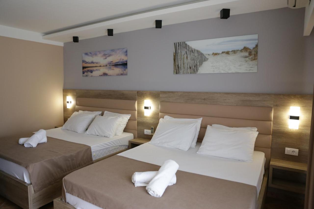 Hotel Comfort Ulcinj Exterior photo
